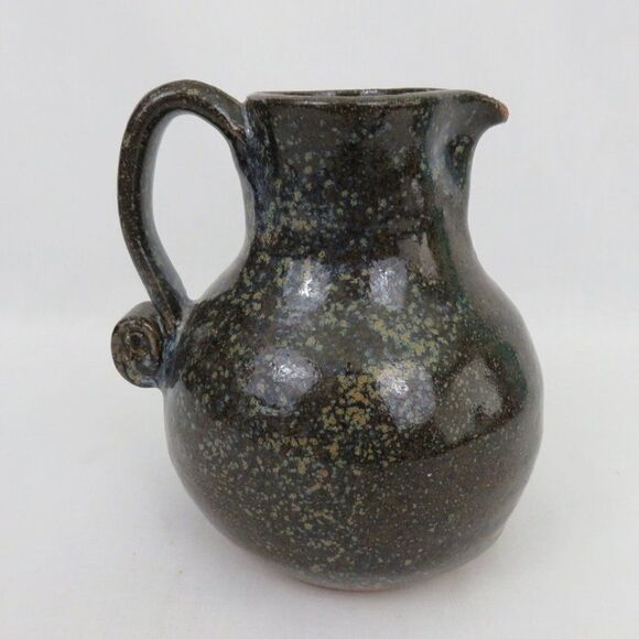 Vintage Hand Thrown Pottery Water Pitcher -44 Oz - Picture 5 of 8